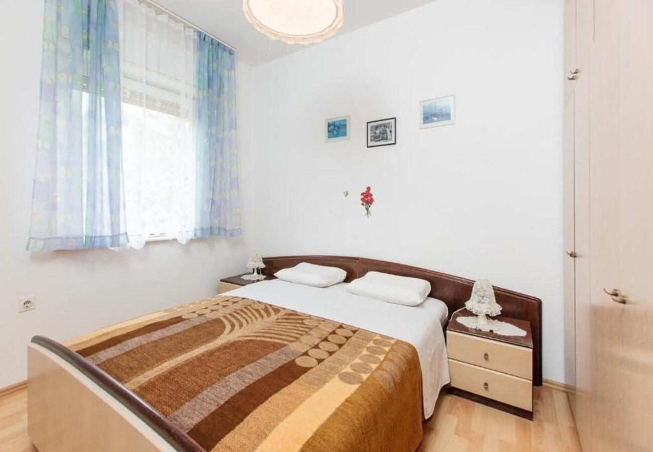Apartment Knez 1 - 50 M From Beach Podstrana Esterno foto